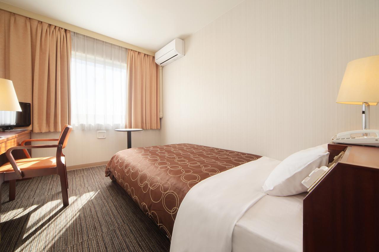 Hotel Grand Plaza Urashima Kurihara Екстер'єр фото