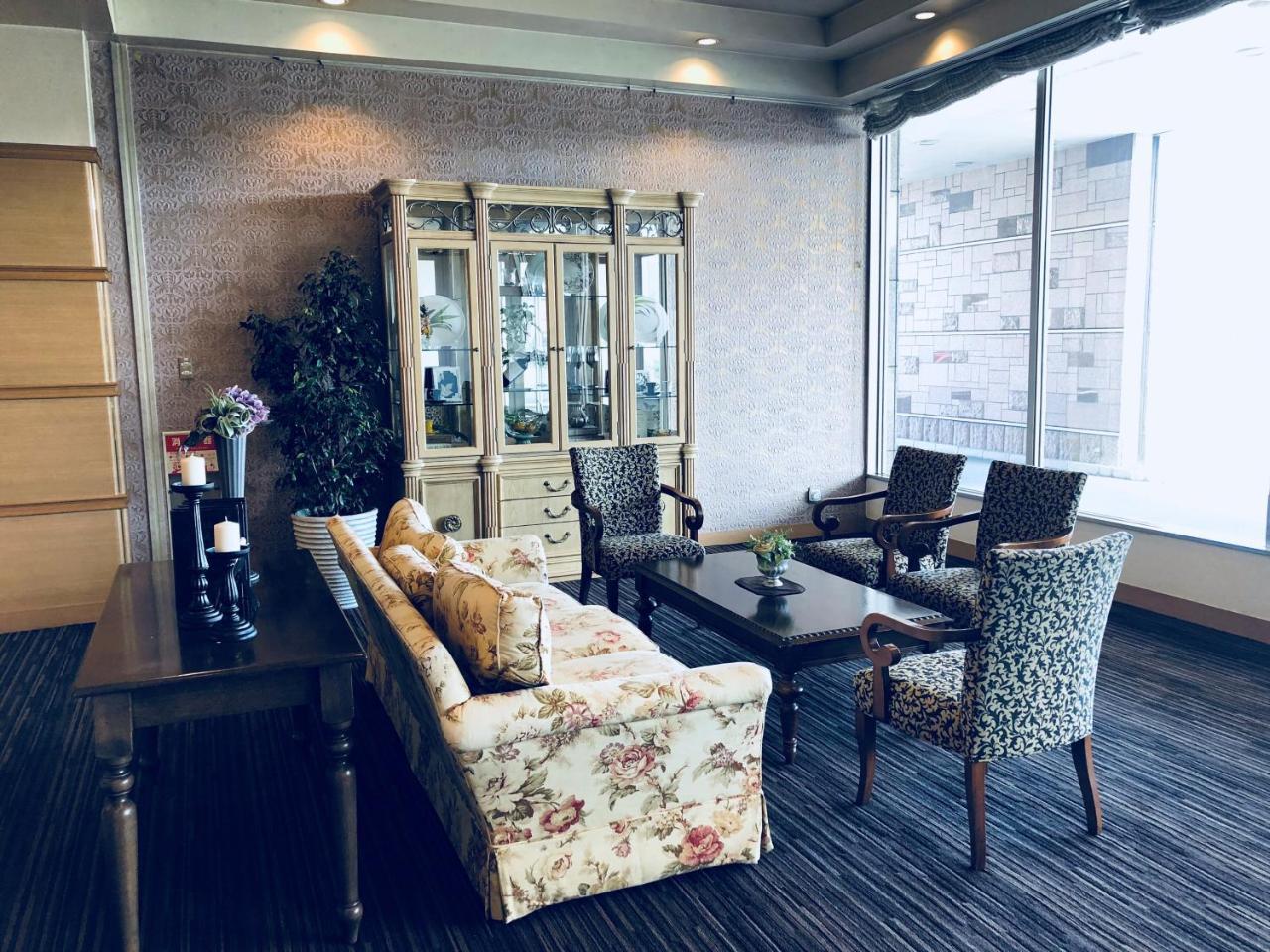 Hotel Grand Plaza Urashima Kurihara Екстер'єр фото